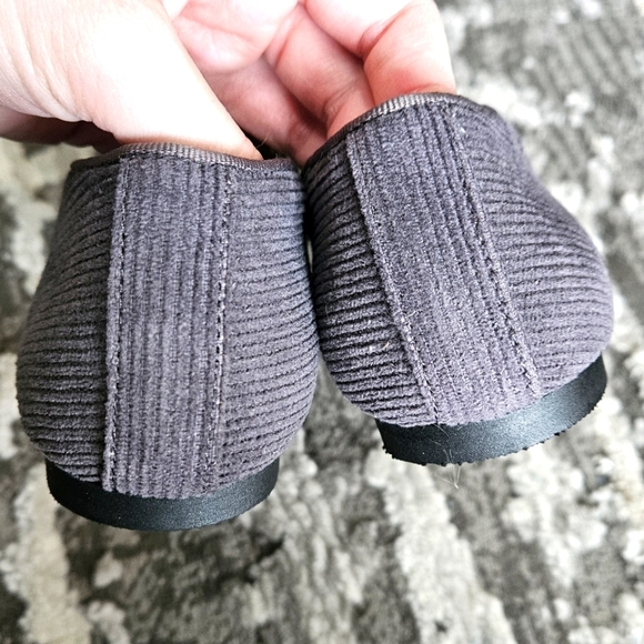 Little Legends textured star and lightning slip on loafer NWOT - Picture 7 of 9